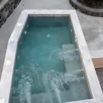 Santorini Vineyard With Heated Pool