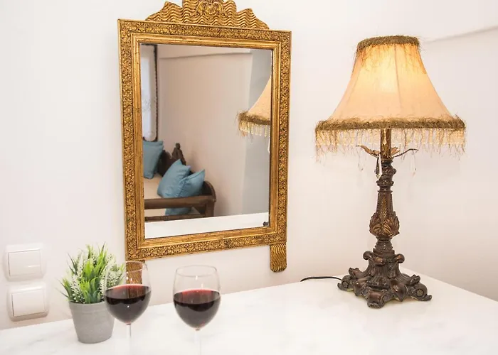 Semesterbostad Santorini Vineyard With Heated Pool *