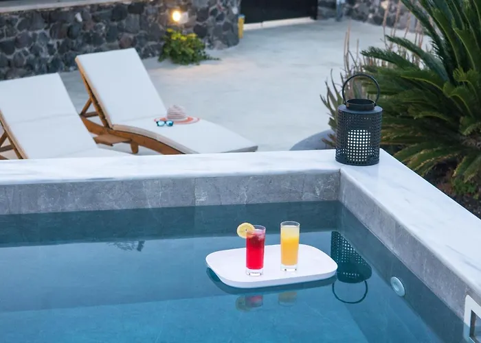 Santorini Vineyard With Heated Pool * Éxo Goniá