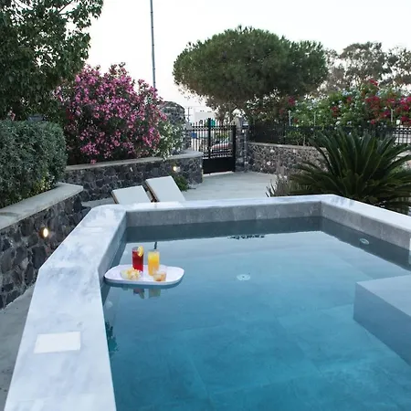 Santorini Vineyard With Heated Pool *
