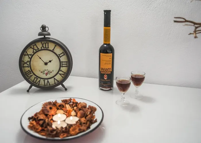 Casa vacanze Santorini Vineyard With Heated Pool