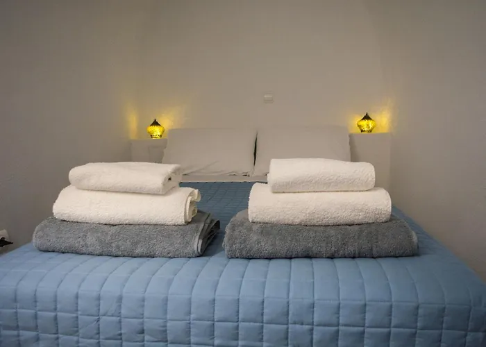 بيت للعطل Santorini Vineyard With Heated Pool *